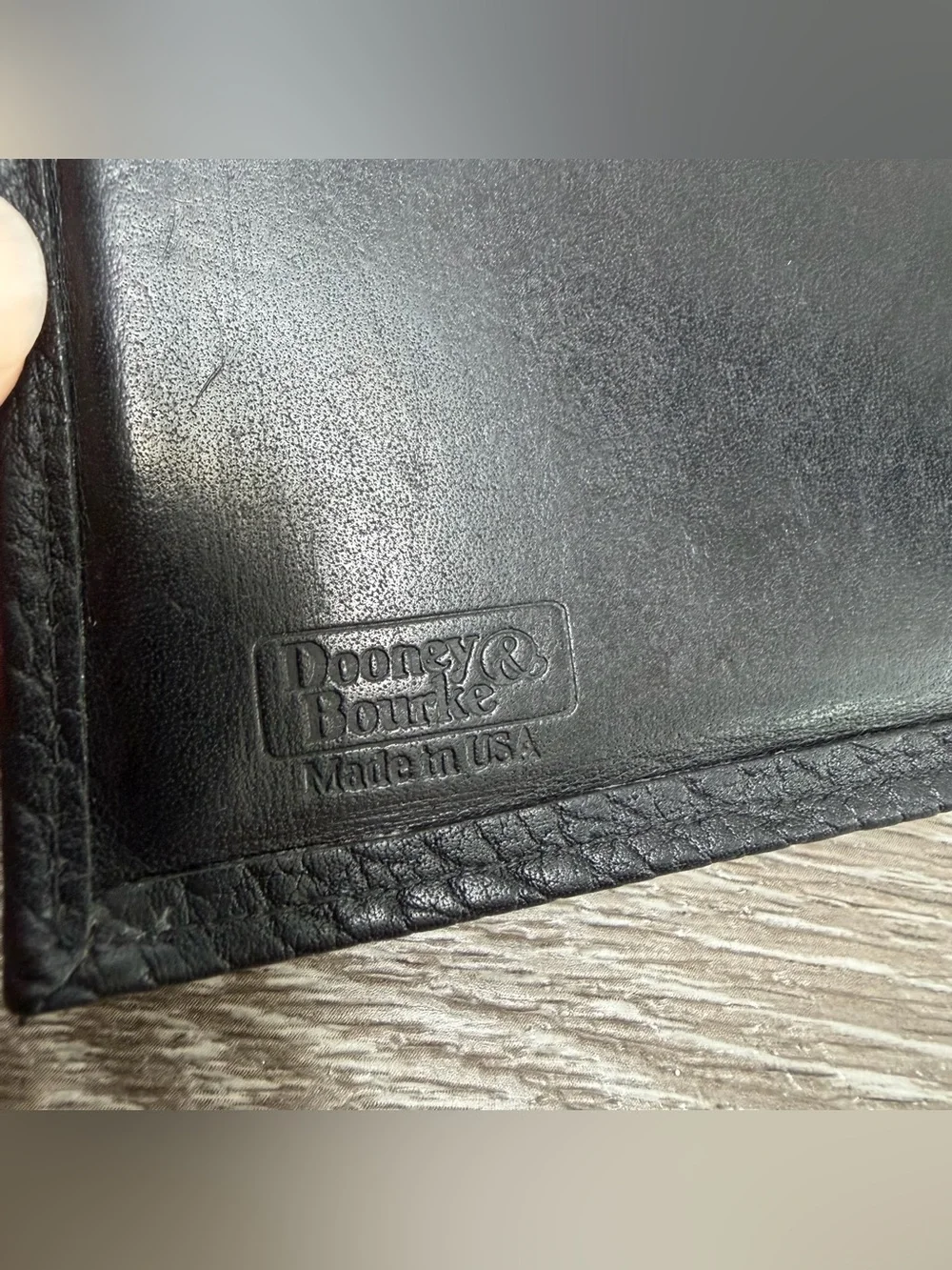 DOONEY & BOURKE VINTAGE PEBBLED ALL WEATHER LEATHER AWL WALLET ORGANIZER BLACK